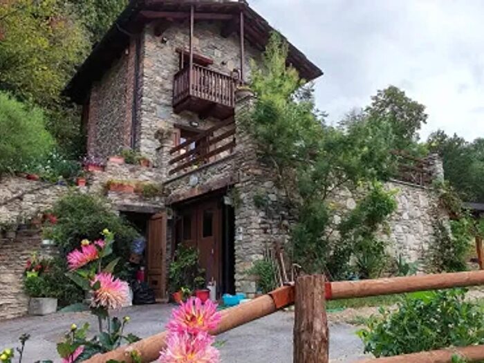 Casa trilocale in vendita in Via dei Lombardi, Sanfront