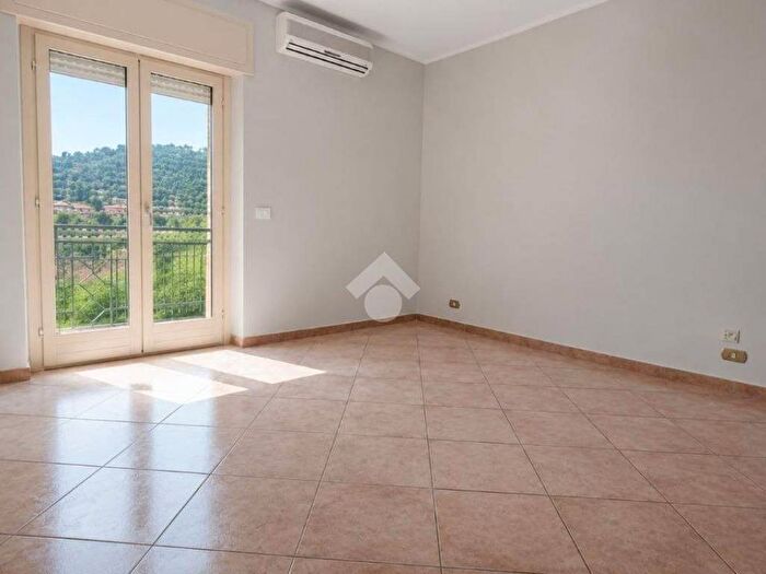Appartamento trilocale in affitto in Via Trieste, Settimo, Montalto Uffugo