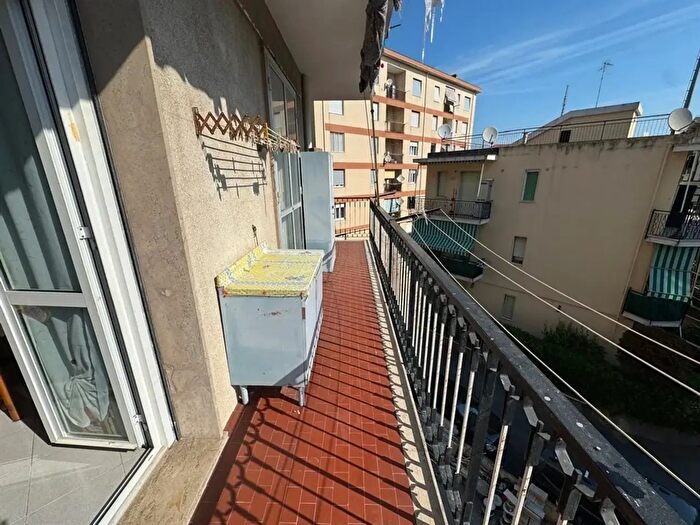 Appartamento quadrilocale in vendita in Via Piave, Albenga