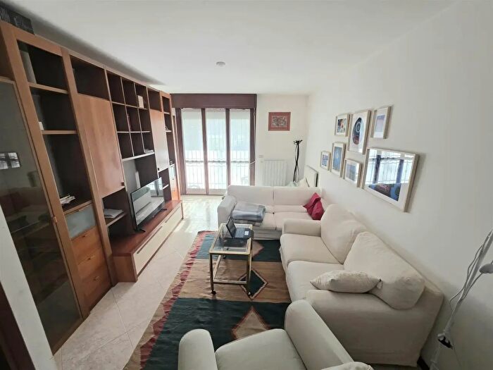 Appartamento bilocale in vendita in Dossetti, San Donato Milanese