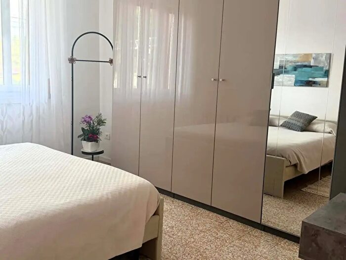 Appartamento monolocale in affitto in Via Armando Diaz, Laveno Mombello