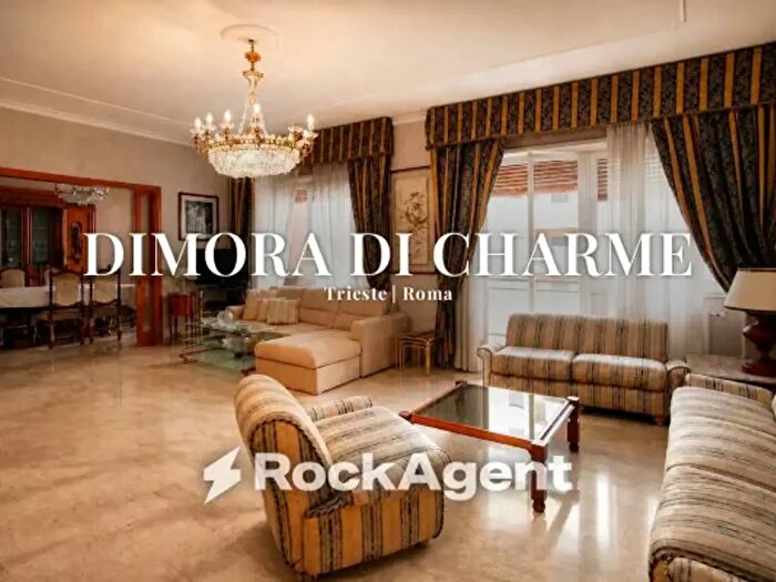 Appartamento con 6 locali in vendita in Viale Libia, Roma