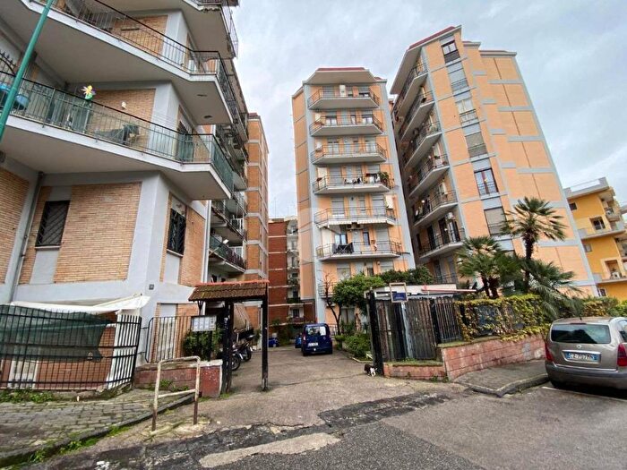 Appartamento quadrilocale in affitto in Torre del Greco