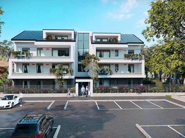 Appartamento trilocale in vendita in Via Andrea Doria, Villasanta