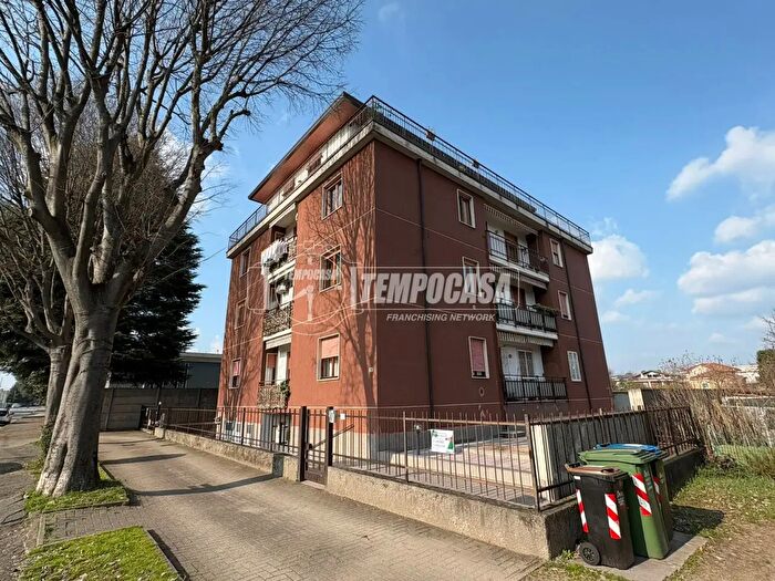 Appartamento trilocale in vendita in Via Tommaso Rodari, Busto Arsizio