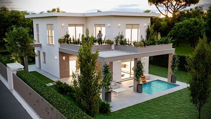 Casa quadrilocale in vendita in Via Ammiraglio Morin a, Forte Dei Marmi