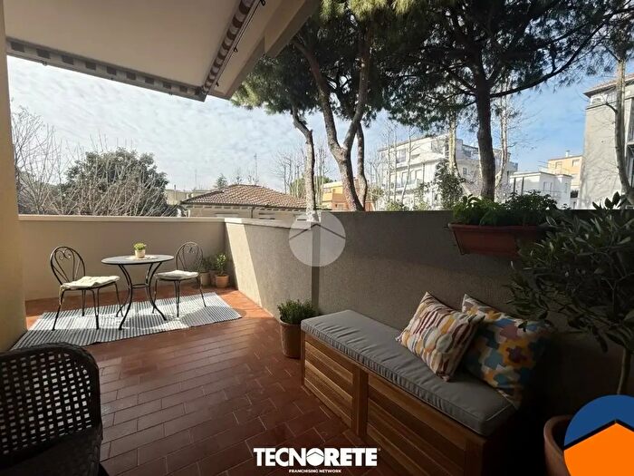 Appartamento trilocale in vendita in Viale Gaspare Gozzi, Rimini