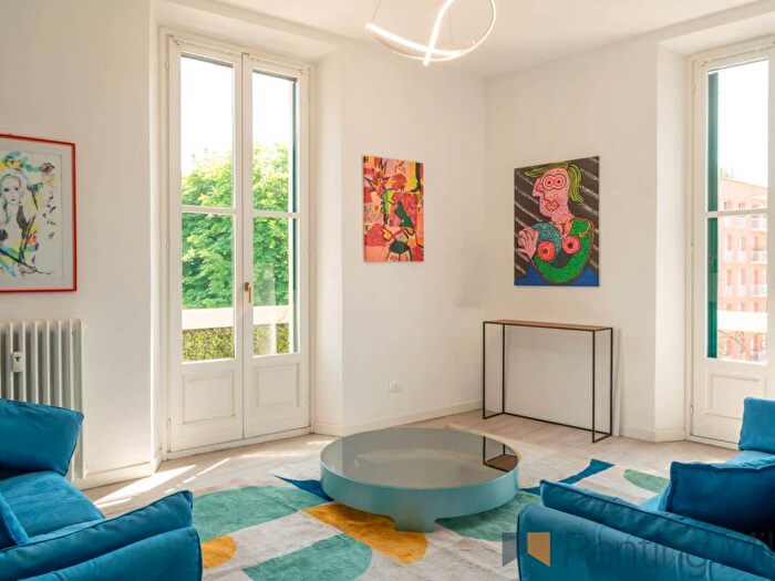 Appartamento trilocale in affitto in Via Nino Bixio, Porta Venezia, Milano