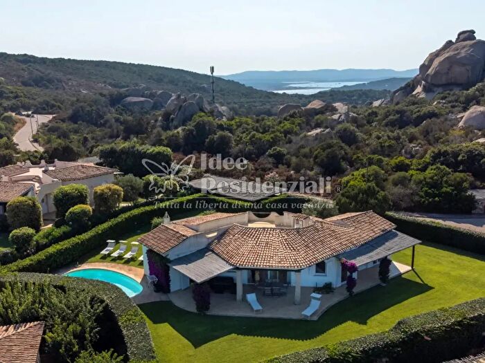Casa con 5 locali in vendita in Palau
