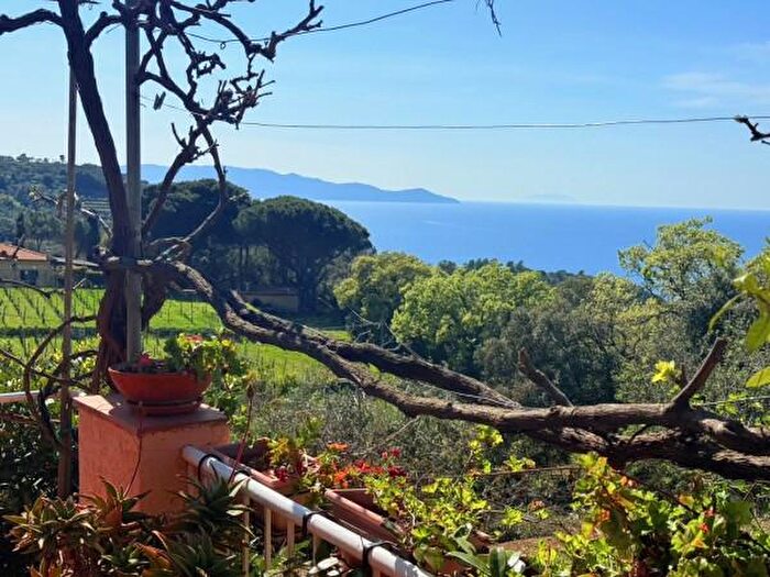 Casa bilocale in vendita in Strada Provinciale Panoramica Porto Santo Stefano, Monte Argentario