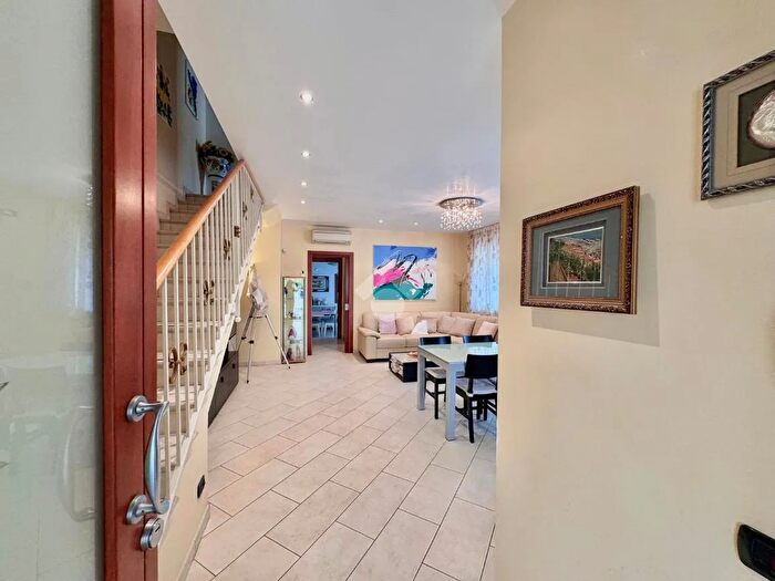 Casa quadrilocale in vendita in Via Puccini, Pianiga