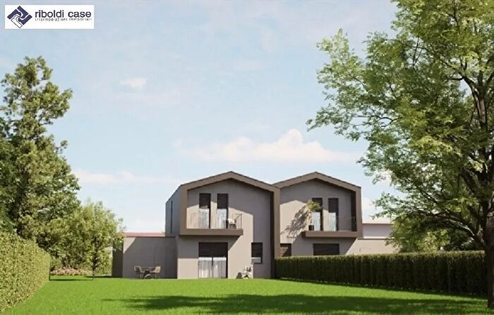 Case in Vendita e in Affitto - 3