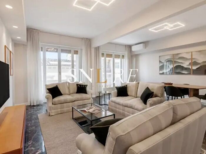 Appartamento con 6 locali in affitto in Via Giambologna, Firenze