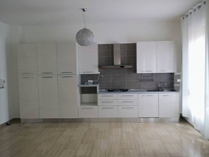 Appartamento trilocale in affitto in Corso Porta Reno, Santa Maria in Vado, Ferrara