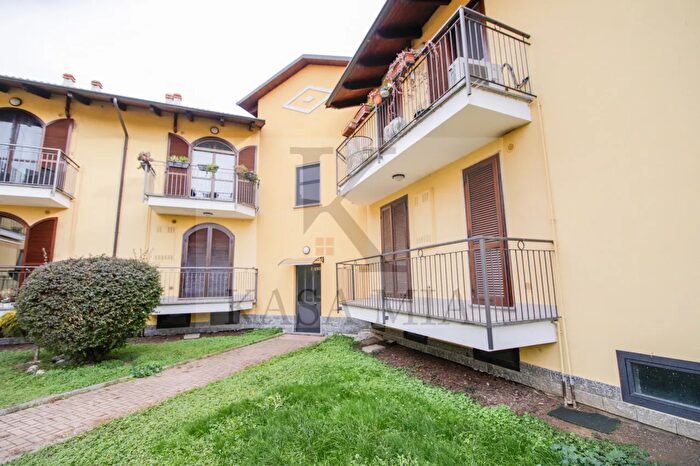 Case in Vendita e in Affitto - 2