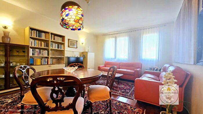 Appartamento con 5 locali in vendita in Via S Stefano, Este