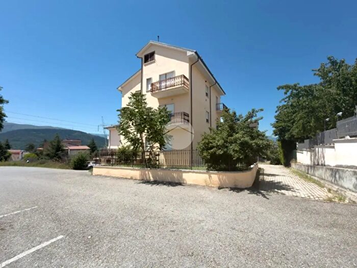 Appartamento trilocale in vendita in Via Monte Brancastello, LAquila