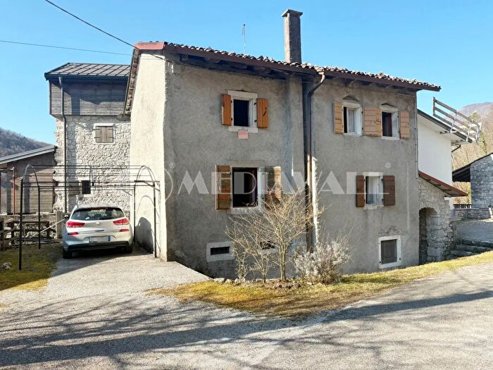 Casa con 7 locali in vendita in Via Sclaf, Tramonti Di Sotto