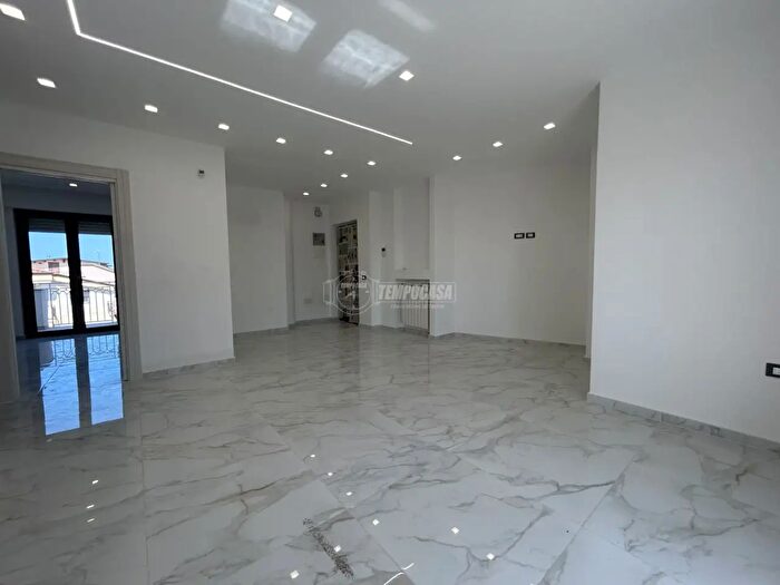 Appartamento quadrilocale in vendita in Via Marino C, Aversa