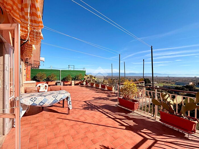 Appartamento quadrilocale in vendita in Via Madonna di Loreto, Soriano Nel Cimino