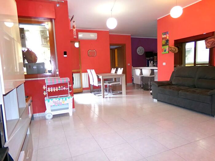 Appartamento trilocale in vendita in Assemini