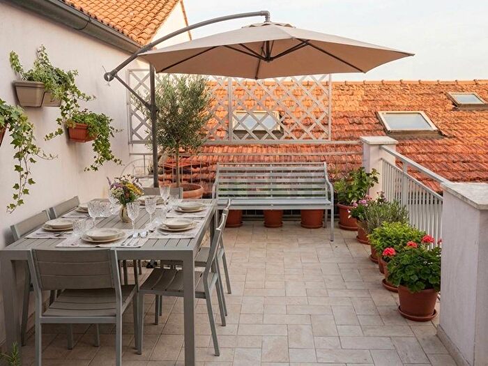 Casa con 5 locali in affitto in Via Euro Menini, Darsena Ex Campo di Aviazione, Viareggio
