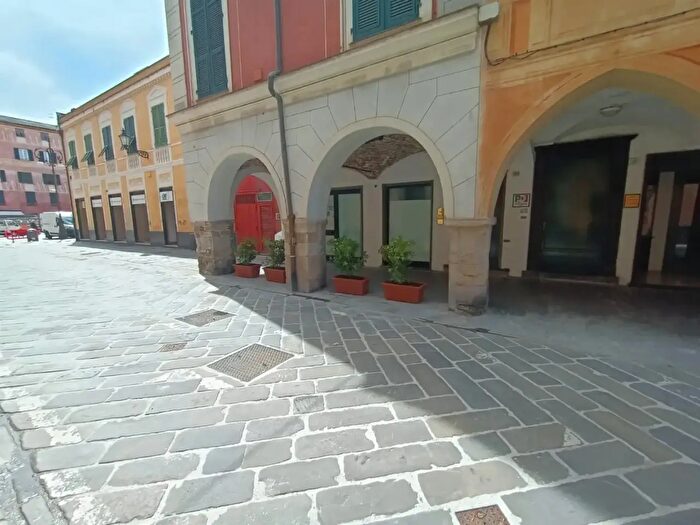 Appartamento trilocale in vendita in Chiavari