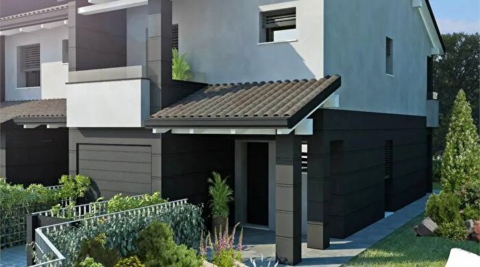 Casa con 6 locali in vendita in Carpi