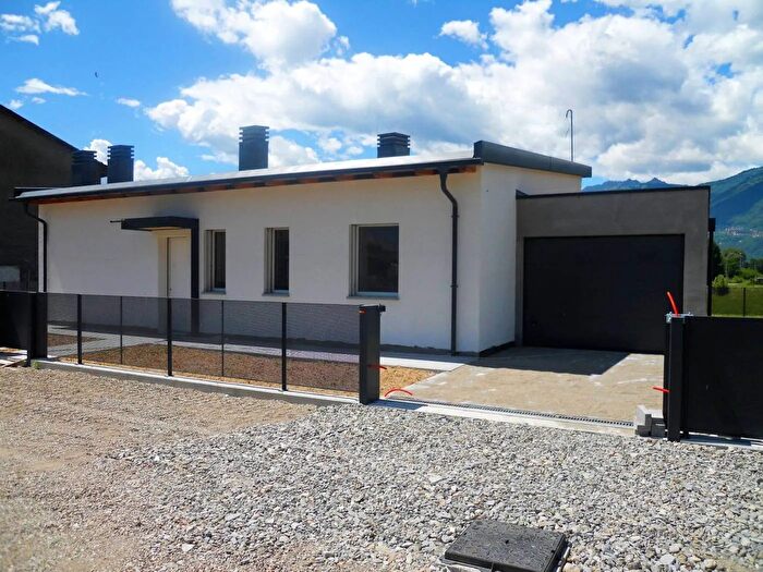 Case in Vendita e in Affitto - 3