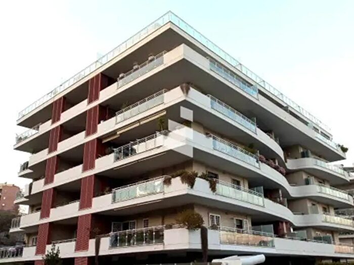 Appartamento bilocale in affitto in Viale della Grande Muraglia, Roma