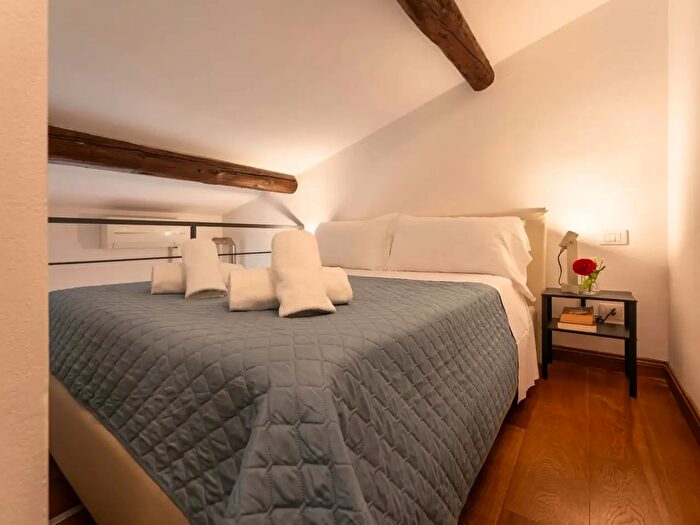 Appartamento monolocale in affitto in Via Carlo Bini, Firenze