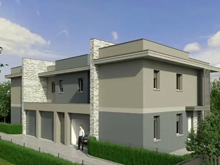 Casa quadrilocale in vendita in Strada Martinella, Parma