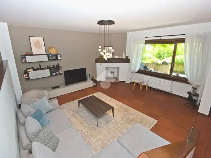 Casa con 6 locali in vendita in Strada del Redentore, Moncalieri