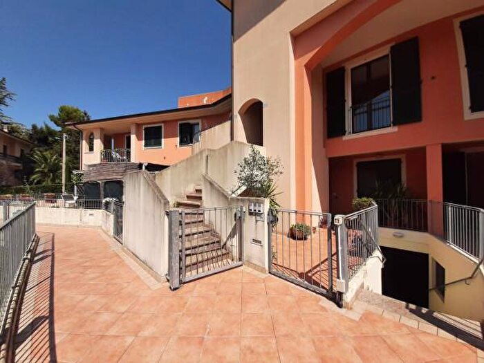 Appartamento bilocale in vendita in Via Grignano, Mombaroccio