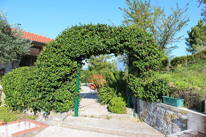 Casa quadrilocale in affitto in Montemagno