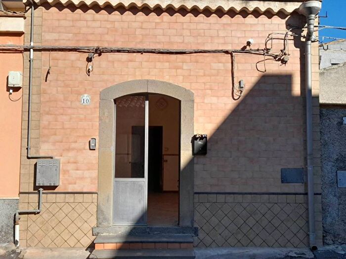 Appartamento bilocale in affitto in Via Diciottesima Traversa, Centro, Belpasso