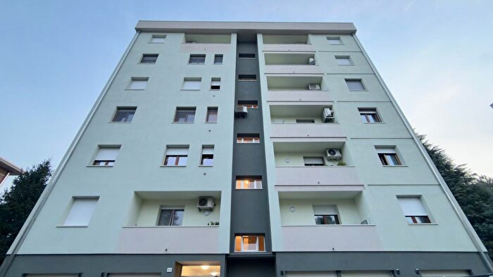 Appartamento bilocale in vendita in Via Guido Cavedoni, Vignola