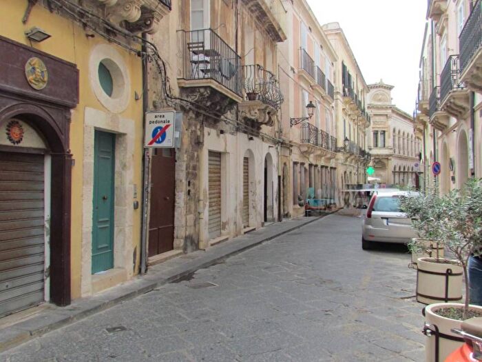 Appartamento bilocale in affitto in Via Roma, Ortigia, Siracusa