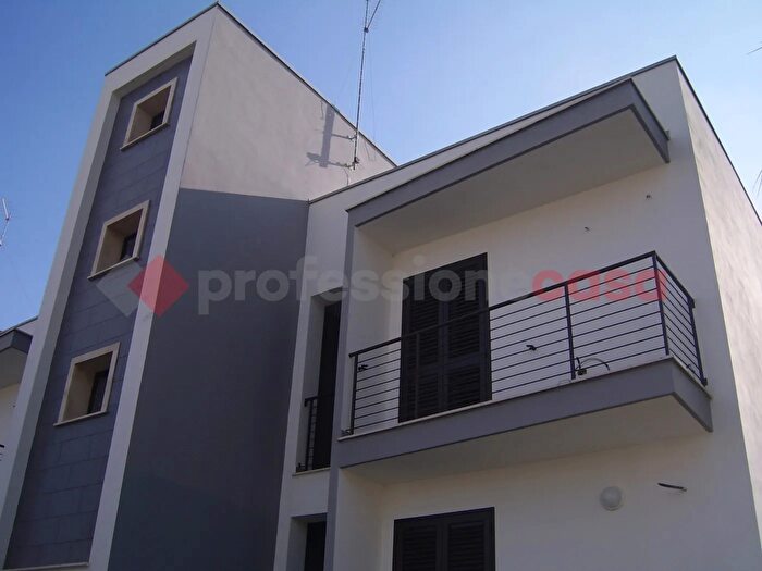 Appartamento trilocale in vendita in Via Erodoto Traversa I Est SN, Manduria