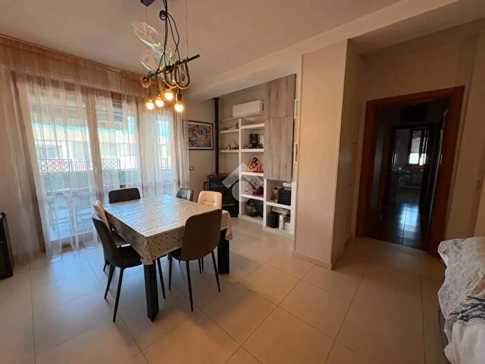 Appartamento quadrilocale in vendita in Via Fosse Ardeatine, Bastia Umbra