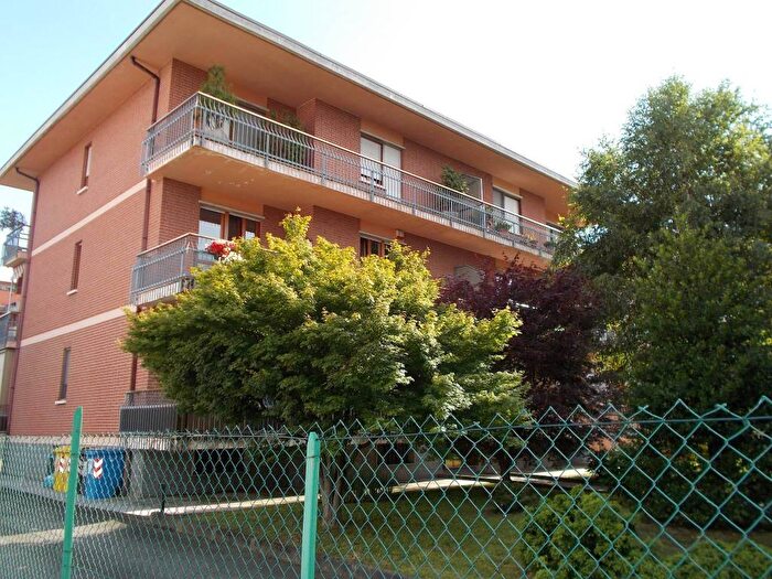 Appartamento quadrilocale in affitto in Via Vincenzo Bonis, Centro, Leinì