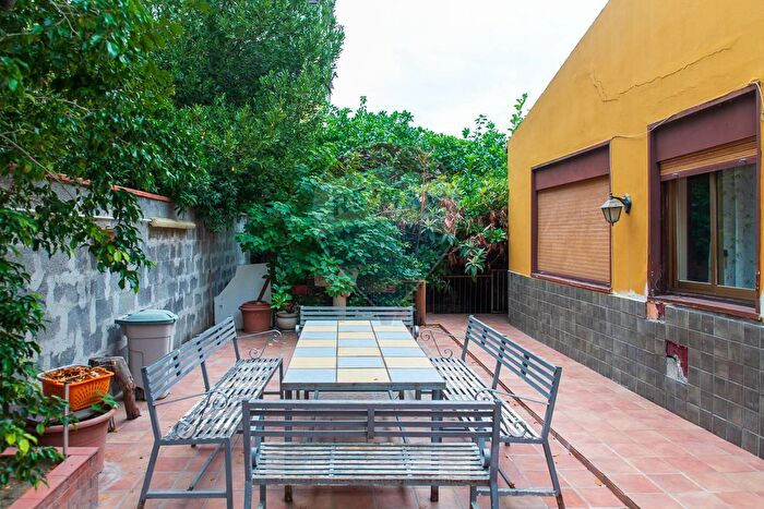 Casa quadrilocale in vendita in Via XXXI Maggio, Catania