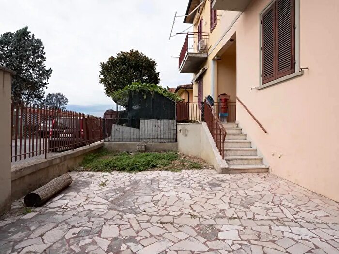Casa con 6 locali in vendita in O Chi Min, Santa Croce Sull'Arno