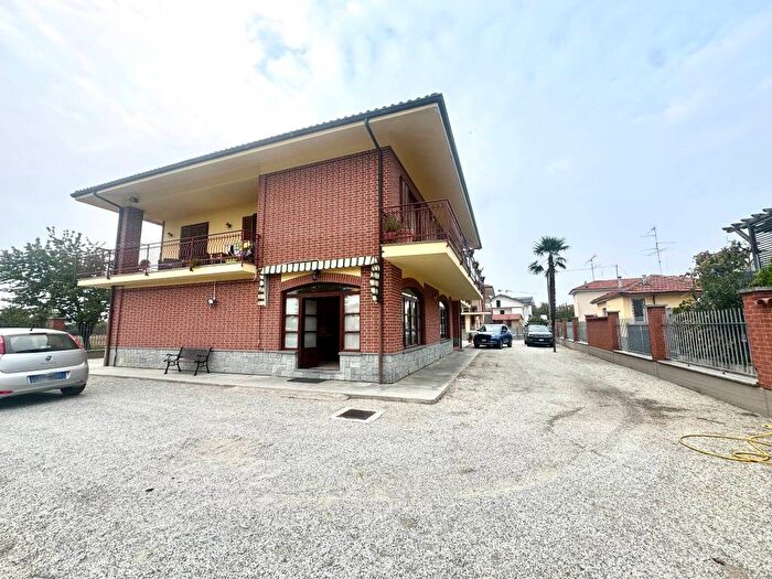 Appartamento trilocale in affitto in Strada Monasterolo, Centro, Savigliano