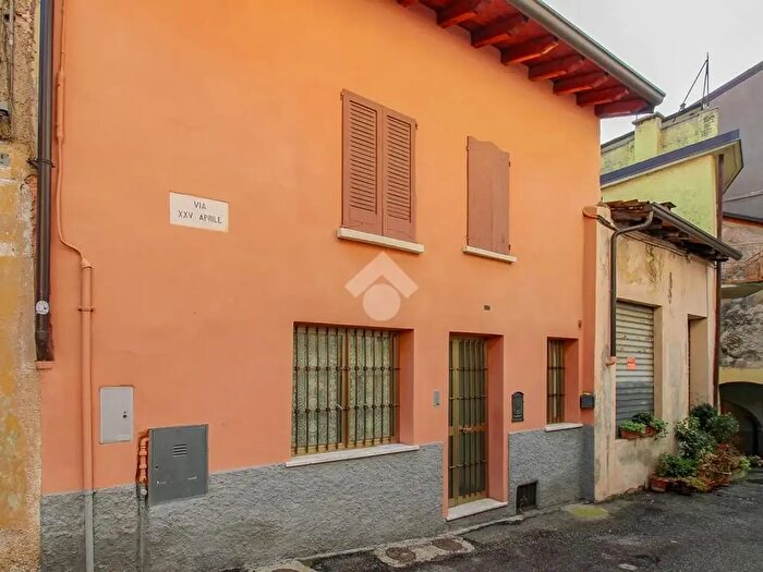 Casa quadrilocale in vendita in Via XXV Aprile, Lumezzane