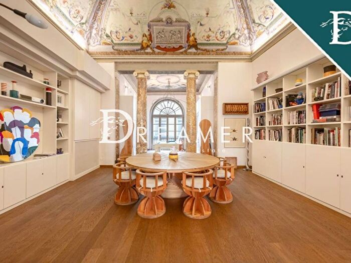 Appartamento con 6 locali in affitto in Via dei Renai, San Niccolò, Firenze