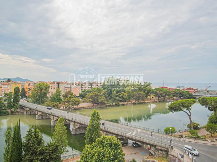 Appartamento quadrilocale in vendita in Viale Sergio Kasman, Chiavari