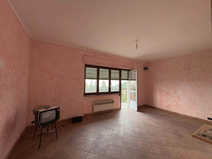 Appartamento quadrilocale in vendita in Via Ennio Carando, Livera, Pettinengo