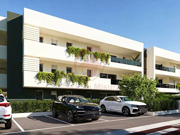 Appartamento trilocale in vendita in Via Chiesa, Stra