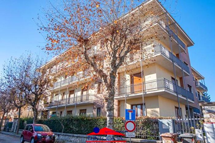 Appartamento trilocale in vendita in Viale Sarrea, Dronero